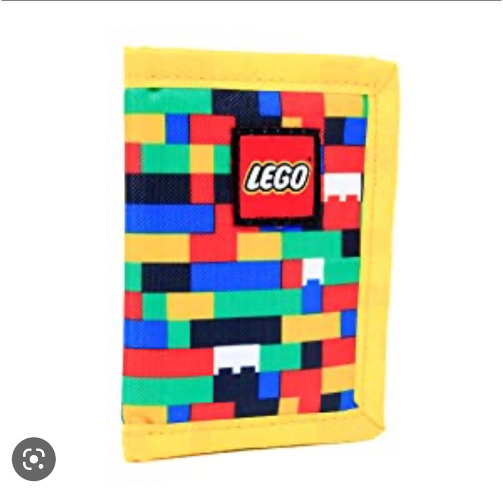 Lego brick wallet